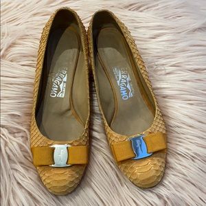Salvatore Ferragamo flats